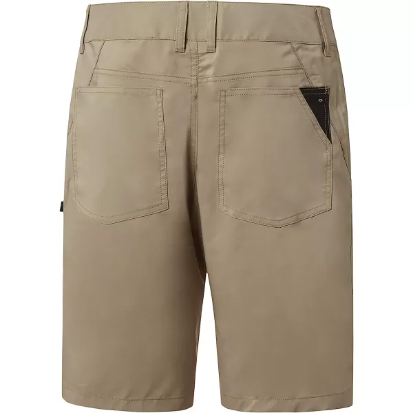 imageOakley Mens Base Line Hybrid 21Inch ShortsRye