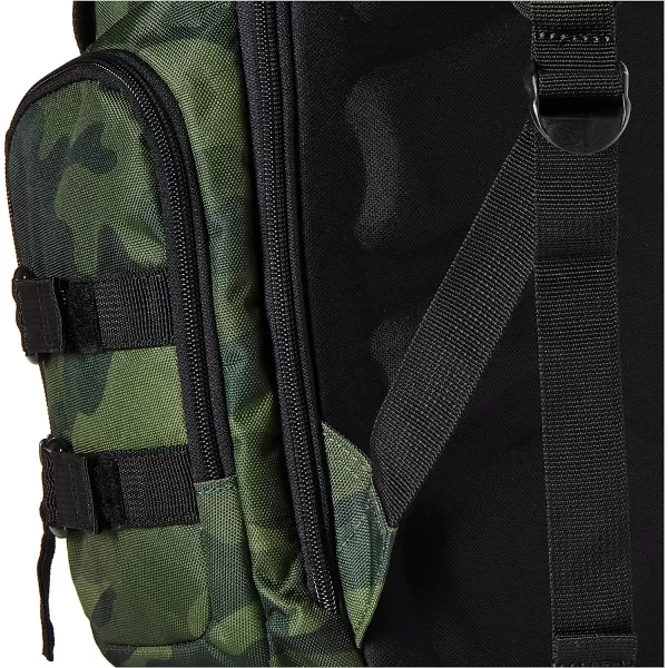 imageOakley Mens Bathroom Sink Backpack Stealth Black One SizeOne Size Core Camo