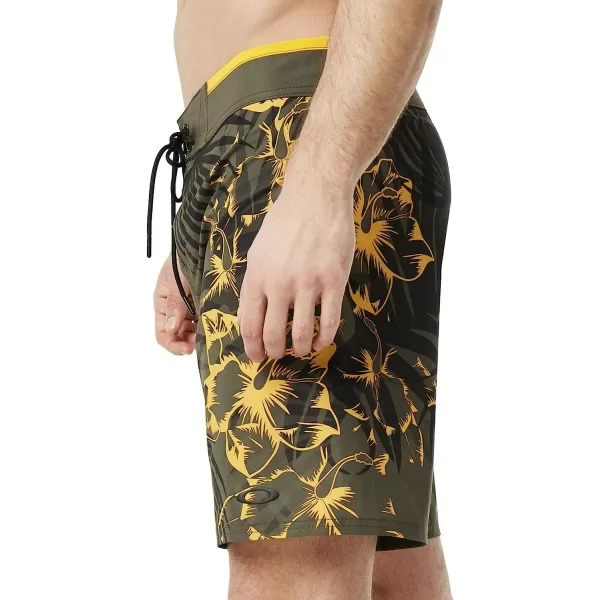 imageOakley Mens Biscuit Flower Seamless 18 InchDark Brush