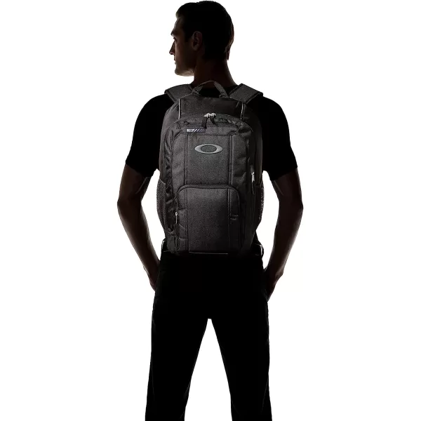 imageOakley Mens Enduro 20 25L Backpack BlackoutGreyOakley Mens Enduro 20 25L Backpack BlackoutGrey