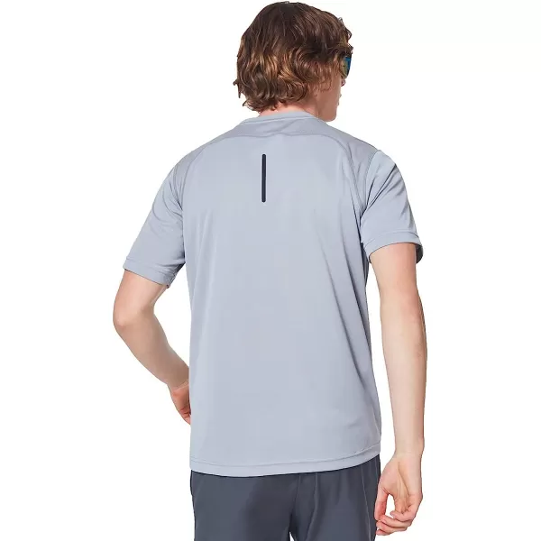 imageOakley Mens Foundational Training Ss TeeFog Grey