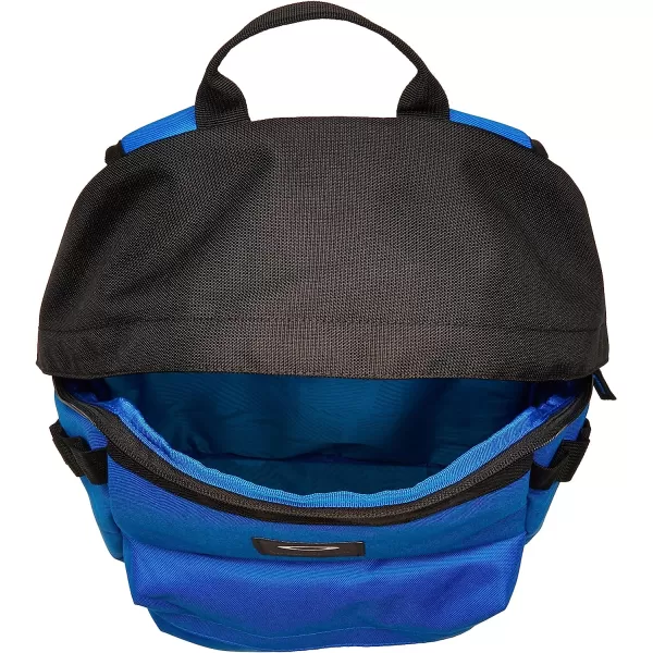 imageOakley Mens Holbrook 20L Backpack Red Line UU Ozone