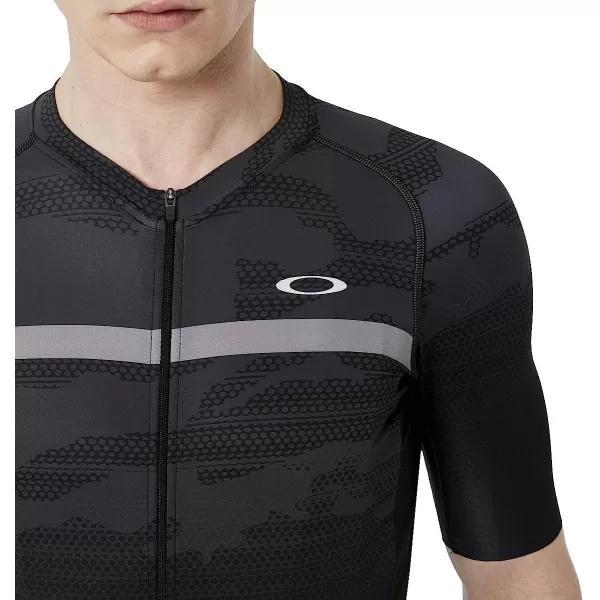 imageOakley Mens Jawbreaker MTB Cycling JerseyBlackout