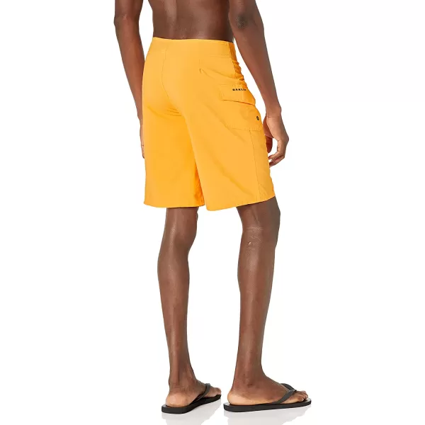 imageOakley Mens Kana 21Inch Board ShortsSun Orange