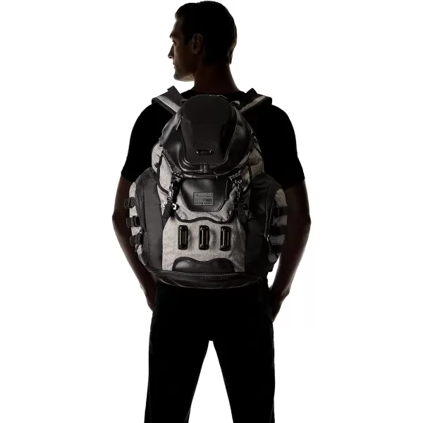 imageOakley Mens Kitchen Sink LX Backpack Grigio Scuro One SizeOakley Mens Kitchen Sink LX Backpack Grigio Scuro One Size