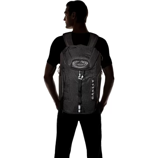 imageOakley Mens Link Pack Blackout UU Jet Black
