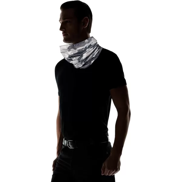 imageOakley Mens Neck Gaiter Painted Grey Camo SMOakley Mens Neck Gaiter Painted Grey Camo SM