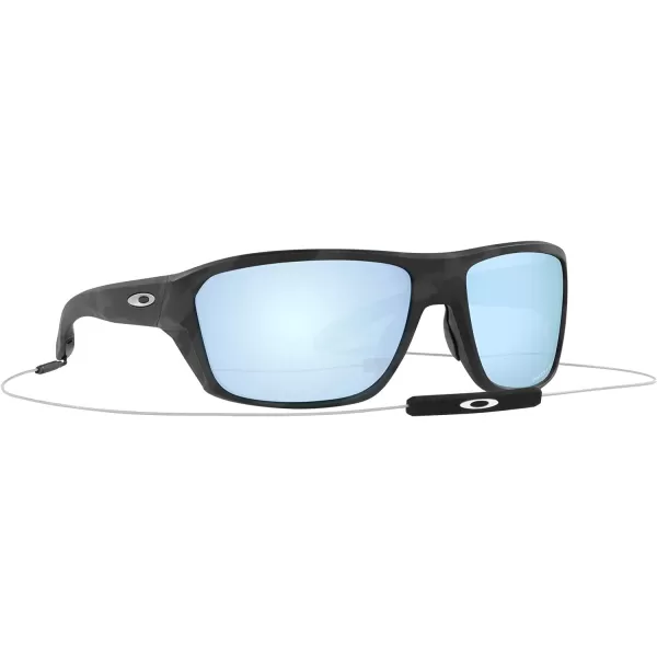 imageOakley Mens OO9416 Split Shot Rectangular SunglassesMatte Black CamoPrizm Deep H2o Polarized