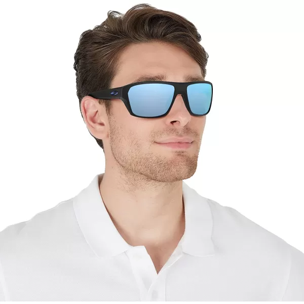 imageOakley Mens OO9416 Split Shot Rectangular SunglassesMatte BlackPrizm Deep Water Polarized