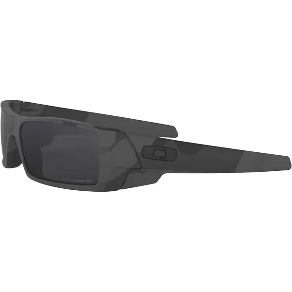 imageOakley Mens Oo9014 Gascan Rectangular SunglassesBlackGrey Polarized