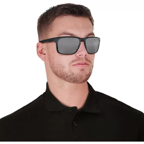imageOakley Mens Oo9384 Holbrook Mix Rectangular SunglassesPolished BlackPrizm Black Polarized