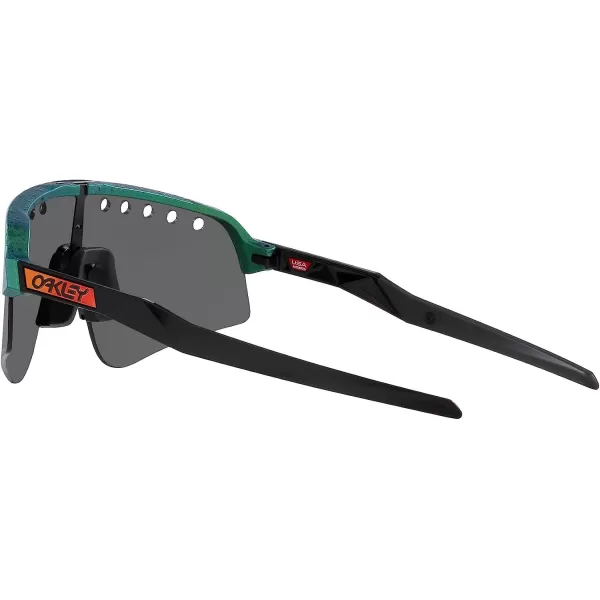 imageOakley Mens Oo9465 Sutro Lite Sweep Rectangular SunglassesSpectrum Gamma GreenPrizm Black