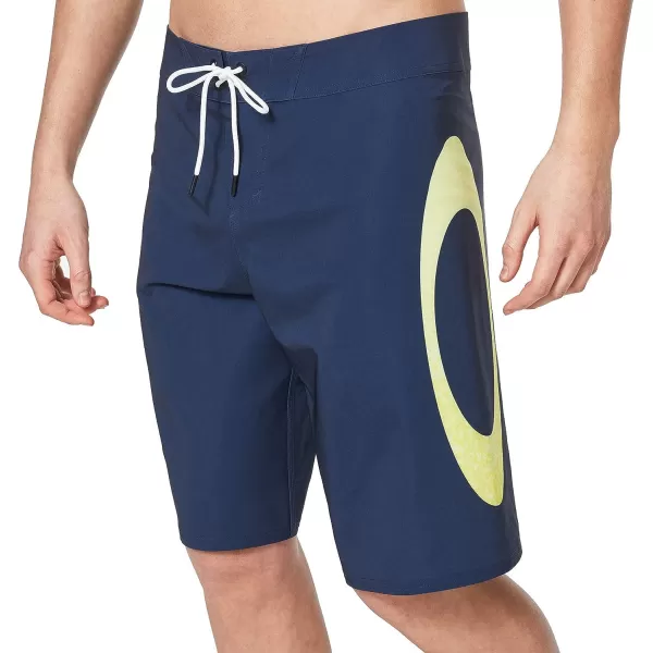 imageOakley Mens Standard Ellipse Seamles Boardshort 21Black Iris