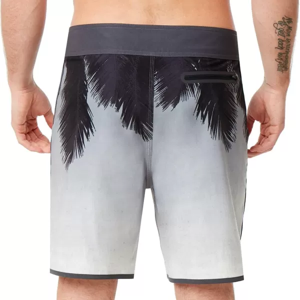 imageOakley Mens Standard Mirage Palm 19 InchesWhite