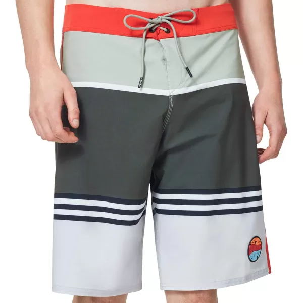 imageOakley Mens Standard Striped 1975 Boardshort 21Dark Brush Color Block