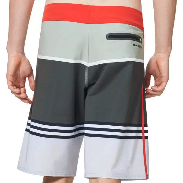 imageOakley Mens Standard Striped 1975 Boardshort 21Dark Brush Color Block
