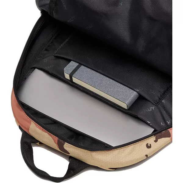 imageOakley Mens Street Backpack 20 B1B CAMO Desert One SizeOne Size B1b Camo Desert