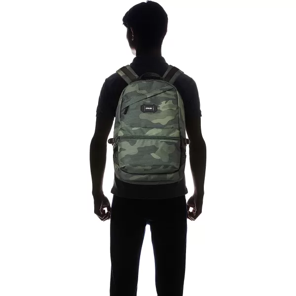 imageOakley Mens Street Backpack Core Camo One SizeOne Size Core Camo