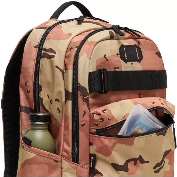 imageOakley Mens Street Skate Backpack 20 B1B CAMO Desert One SizeOne Size B1b Camo Desert