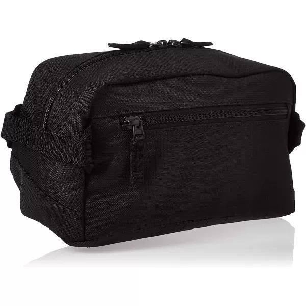 imageOakley Mens Street Toiletry KitBlackout