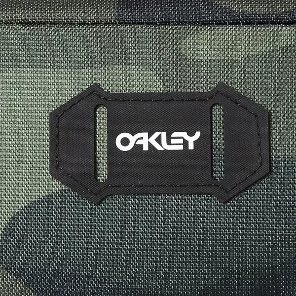 imageOakley Mens Street Toiletry KitCore Camo