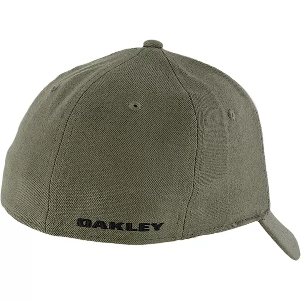 imageOakley Mens Tincan CapWorn OliveGraphic Camo