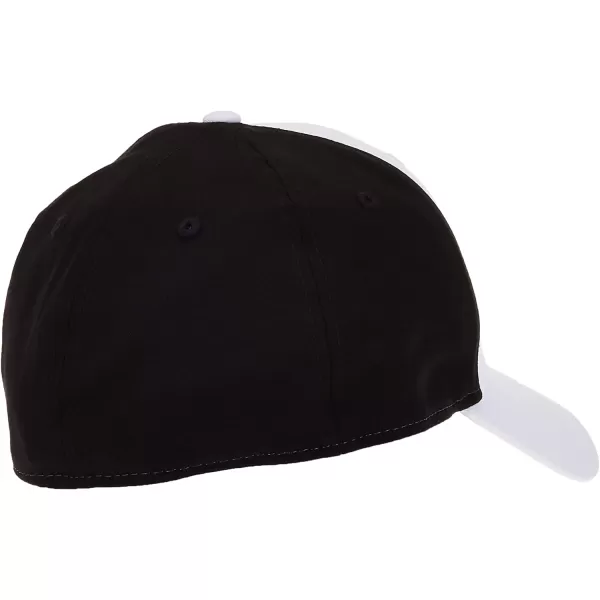 imageOakley Mens Tinfoil CapWhite