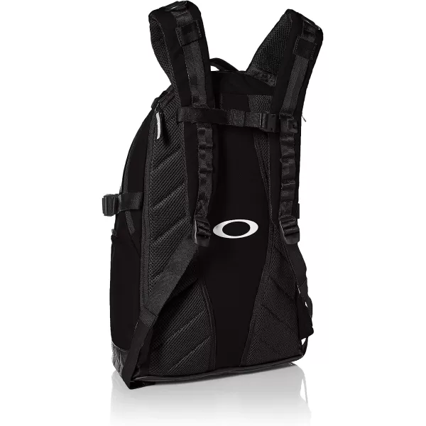 imageOakley Mens Utility Backpack Rye One SizeOne Size Blackout