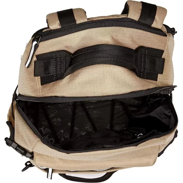 imageOakley Mens Utility Backpack Rye One SizeOne Size Rye