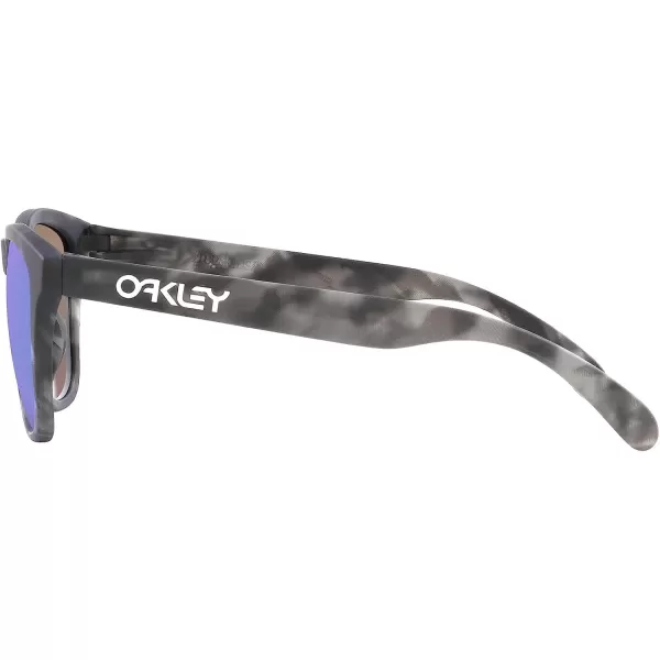 imageOakley Oo9245 Frogskins Low Bridge Fit Square SunglassesMatte Black TortoisePrizm Sapphire Polarized