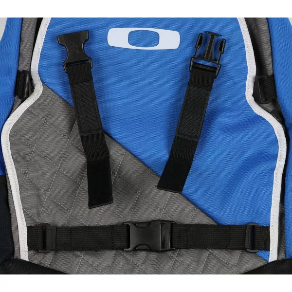 imageOakley Streetman 20 Backpack  GreyBlue  Fits Most 15 LaptopOakley Streetman 20 Backpack  GreyBlue  Fits Most 15 Laptop