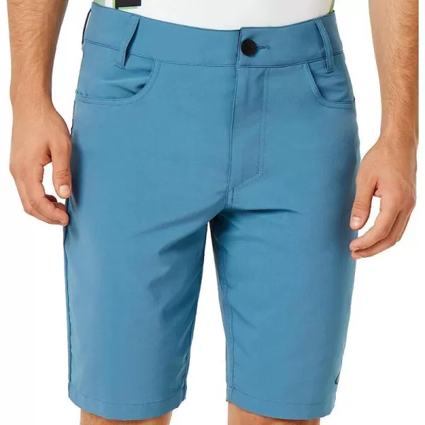 imageOakley Mens Base Line Hybrid 21Inch ShortsAlien Blue
