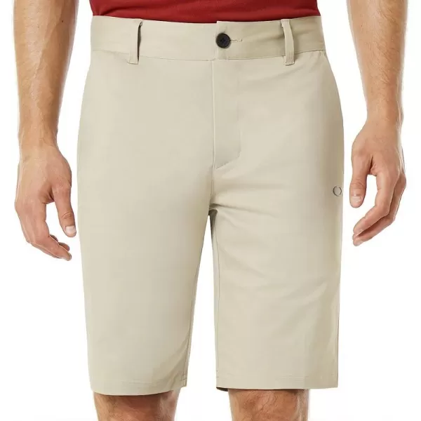 imageOakley Mens Icon Chino Golf ShortRye