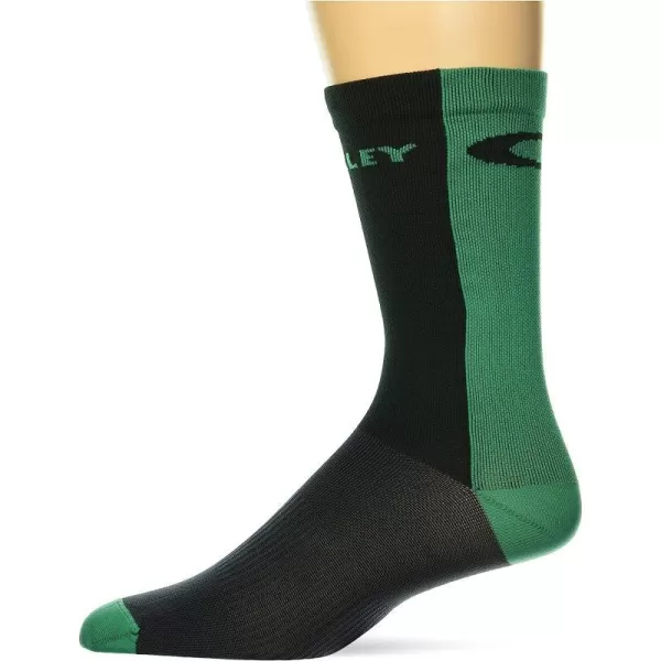 imageOakley Mens Icon Road Short SocksHunter GreenMint