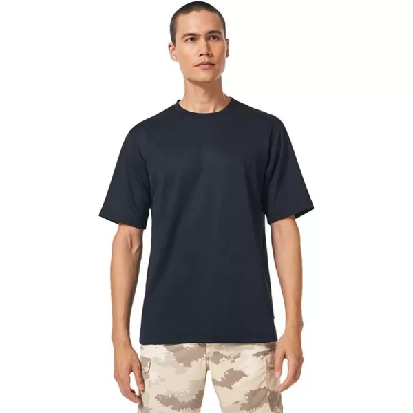 imageOakley Mens Standard Swell Lf Uv RashguardBlackout