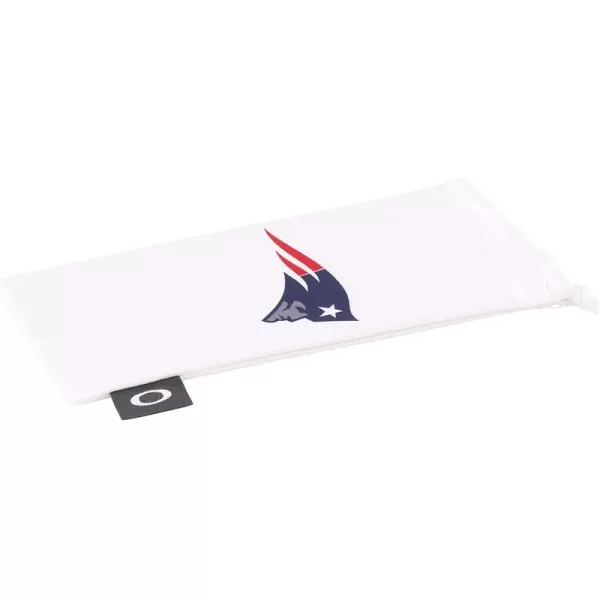 imageOakley NFL Unisex NFL Collection MicrobagNew England Patriots White