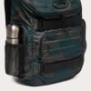 imageOakley Enduro 30 Big Backpack Blackout One SizeB1b Camo Hunter