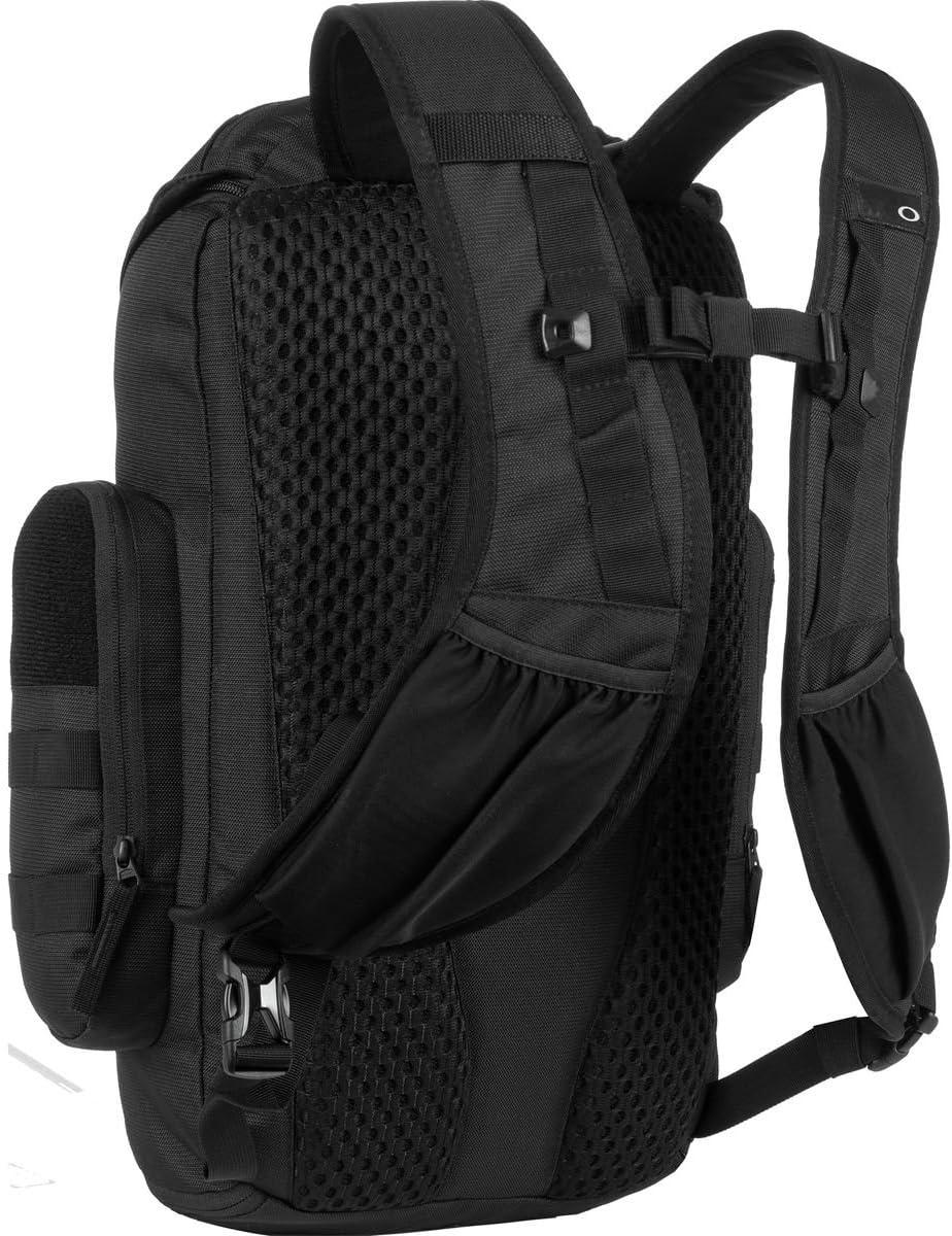 imageOakley Mens Link Pack Miltac Coyote UBlackout