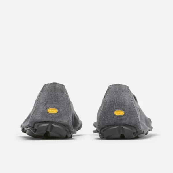 Vibram FiveFingers Womens One Quarter ShoesVelvet BlackBlack