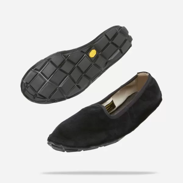 Vibram FiveFingers Womens One Quarter ShoesVelvet BlackBlack