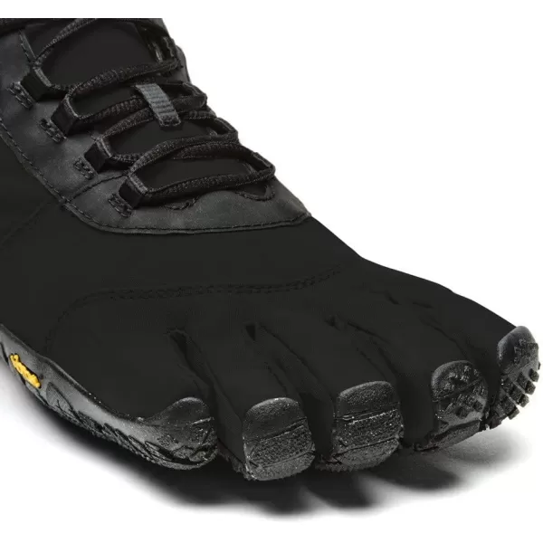 Vibram Mens FiveFingers VTrek Insulated Hiking ShoeBlack