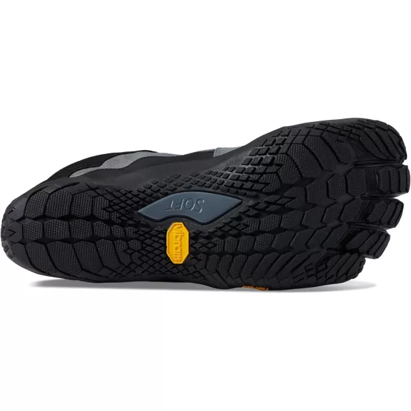 Vibram Mens FiveFingers VTrek Insulated Hiking ShoeBlackGreyRed