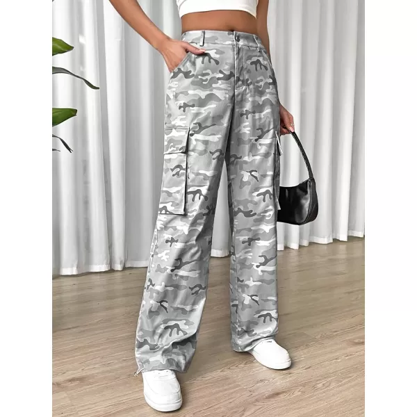 Floerns Women's Camo Print Elastic Waist Straight Cargo Pants with Pockets