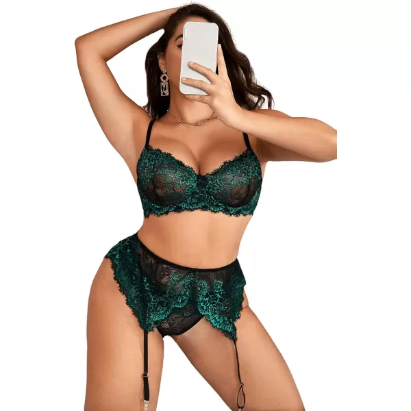 Floerns Women's Plus Size Lingerie Set Floral Lace Bralette and Panty Underwear