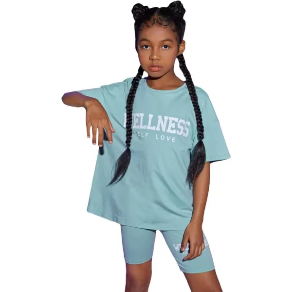 Floerns Girls 2 Piece Outfit Graphic Print Tee Shirt with Biker Shorts Set