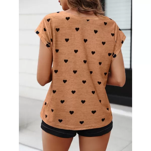 Floerns Women's Casual Heart Print V Neck Flare Short Sleeve Tee Shirts Top