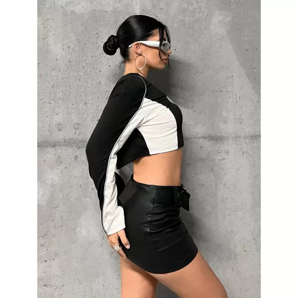 Floerns Women's Y2K Skirt Low Waist Buckle Belted Streetwear Bodycon Mini Skirt