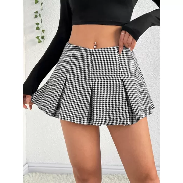 Floerns Women's Casual Pleated Hem Mini Skirt School Uniform Short Skirts