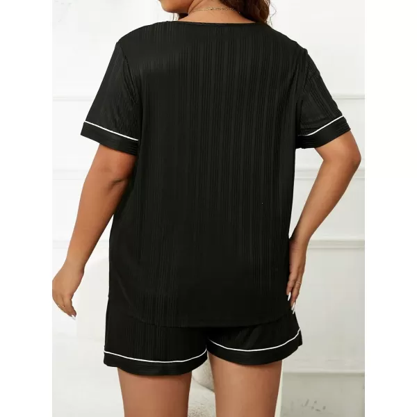 Floerns Women's Plus Size Sleepwear Colorblock Short Sleeve Tee with Shorts Pj Set