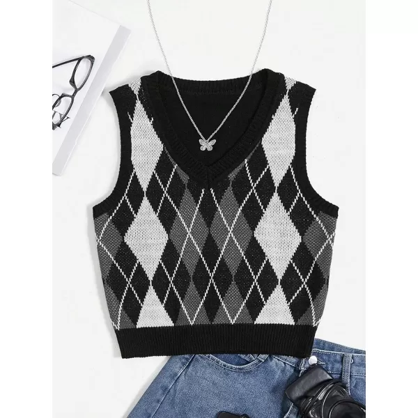 Floerns Women's Sleeveless Round Neck Cute Strawberry Sweater Vest Crop Shirt Top